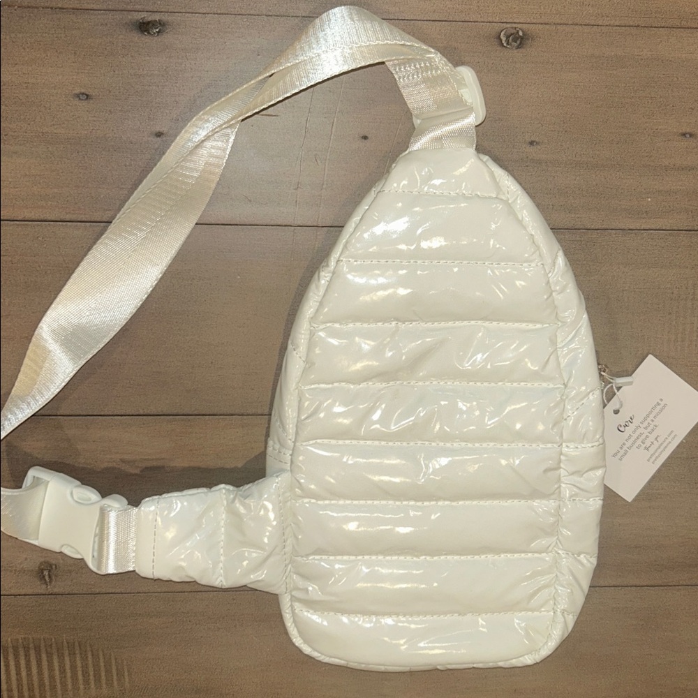 NWT Pretty Simple Sonali Puffer Sling Bag - Picture 6 of 7